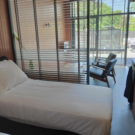 Bij Ons 'Niek Apartment Den Dungen Bagian luar foto