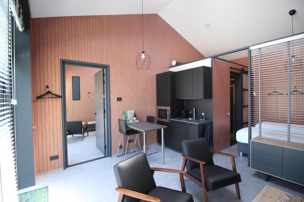Bij Ons 'Niek Apartment Den Dungen Bagian luar foto