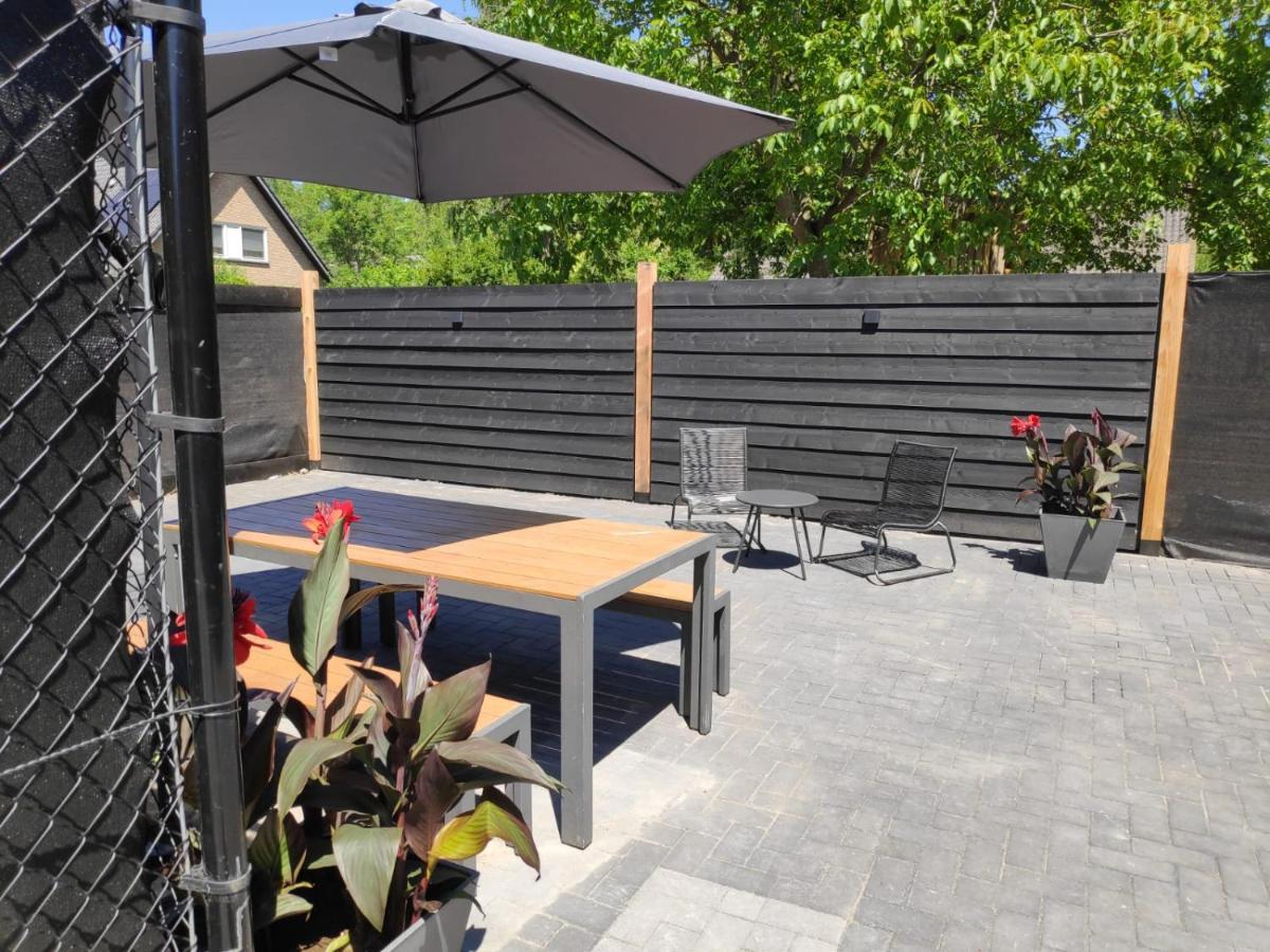 Bij Ons 'Niek Apartment Den Dungen Bagian luar foto